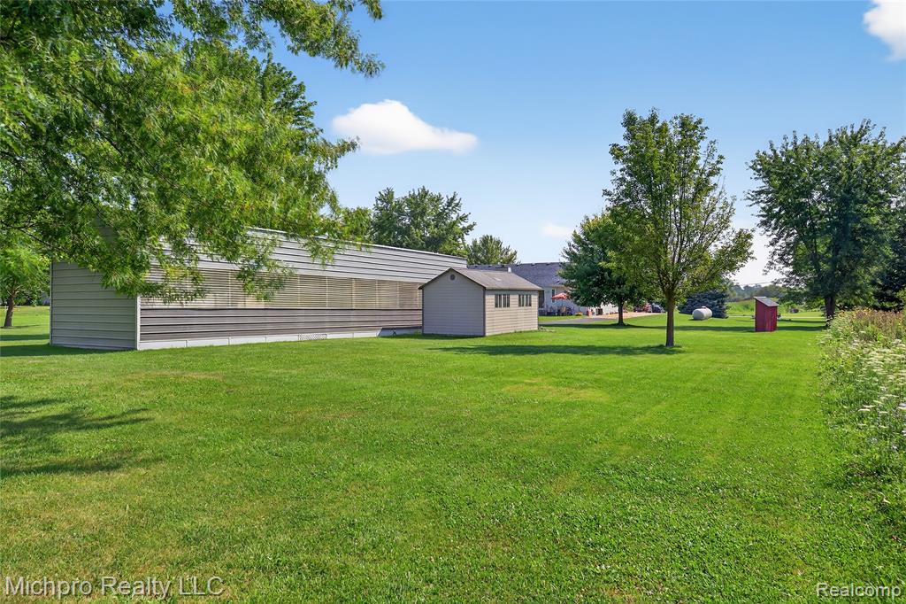 4411 Breen Road, Emmett, MI 48022 — Photo 31