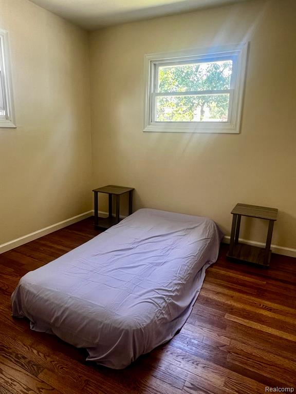 957 E MEYERS Avenue, Hazel Park, MI 48030 — Photo 10