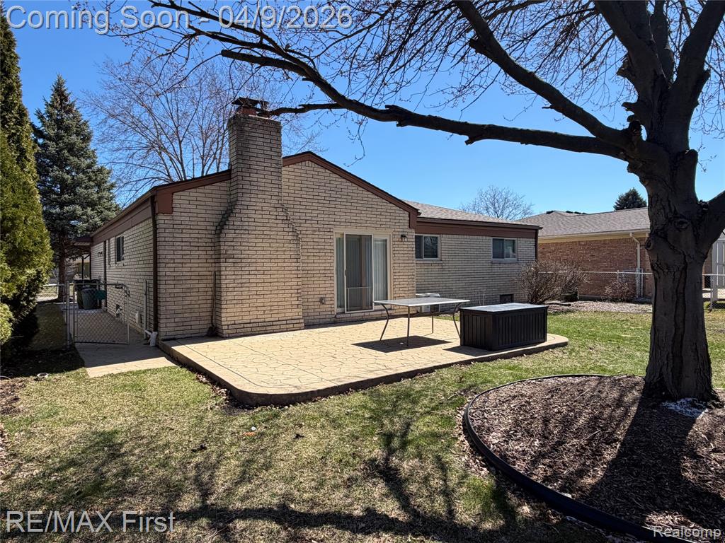 39641 Edgemont Drive, Sterling Heights, MI 48310 — Photo 25