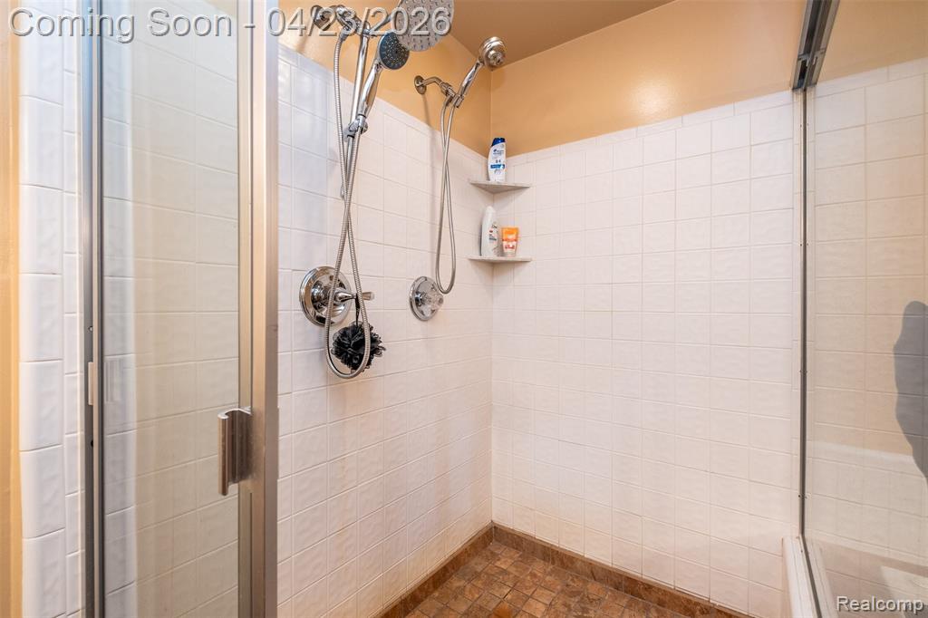 6701 Sun Valley Drive, Clarkston, MI 48348 — Photo 26