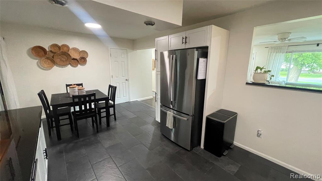 2966 Burlington Drive, Buena Vista, MI 48601 — Photo 37