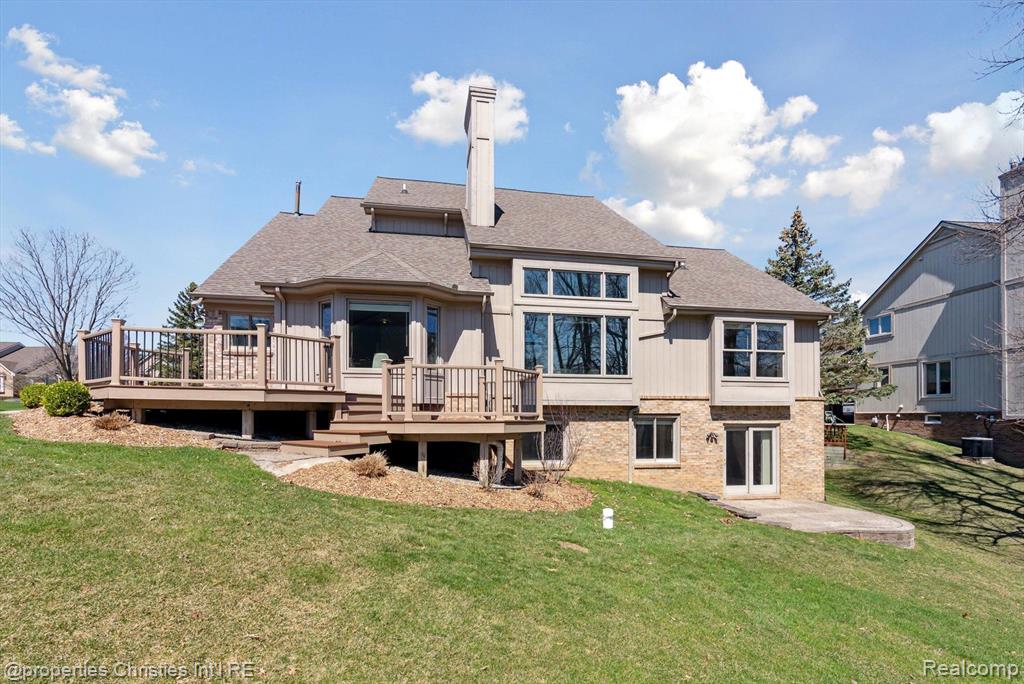 40611 PAISLEY Circle, Novi, MI 48377 — Photo 60