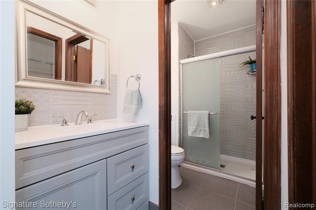 5188 W Richard Run, West Bloomfield, MI — Photo 20