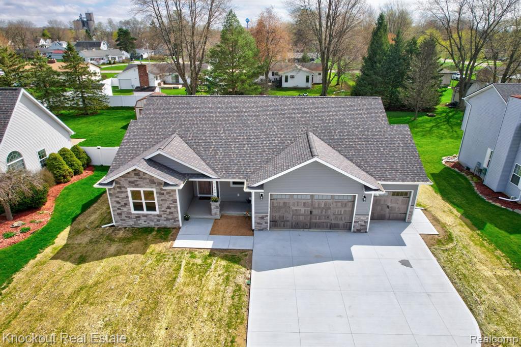 12095 Country Run Drive, Birch Run, MI 48415 — Photo 54