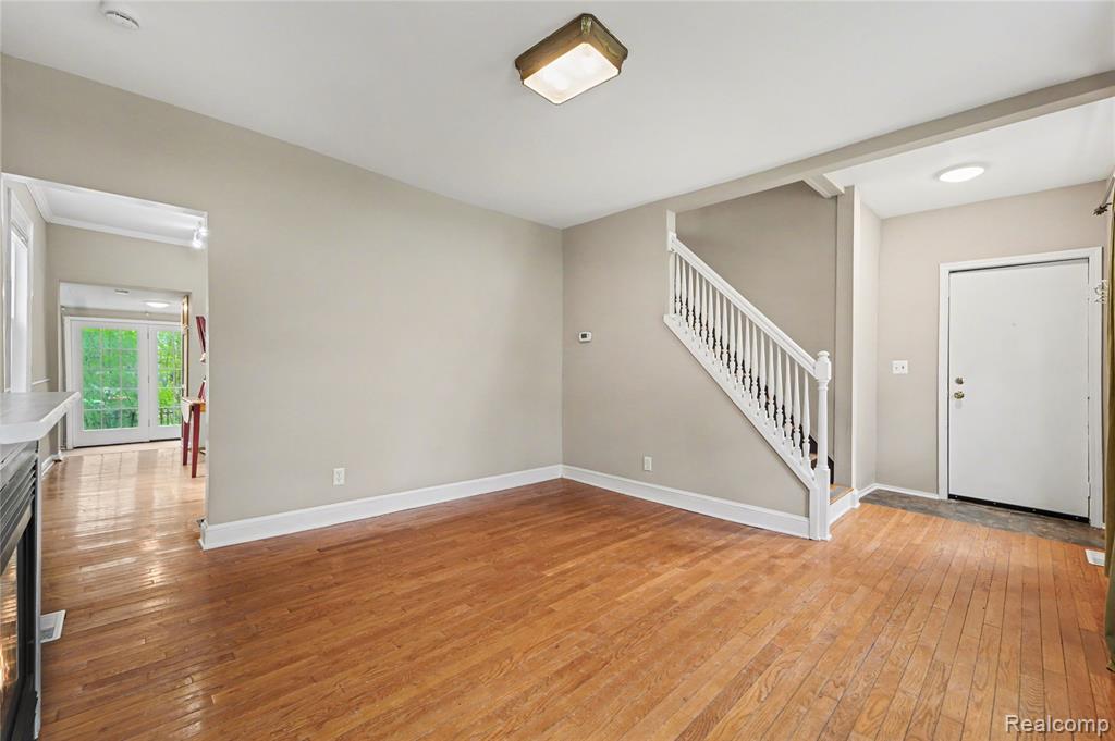 12 E Church Street, Clarkston, MI — Photo 14