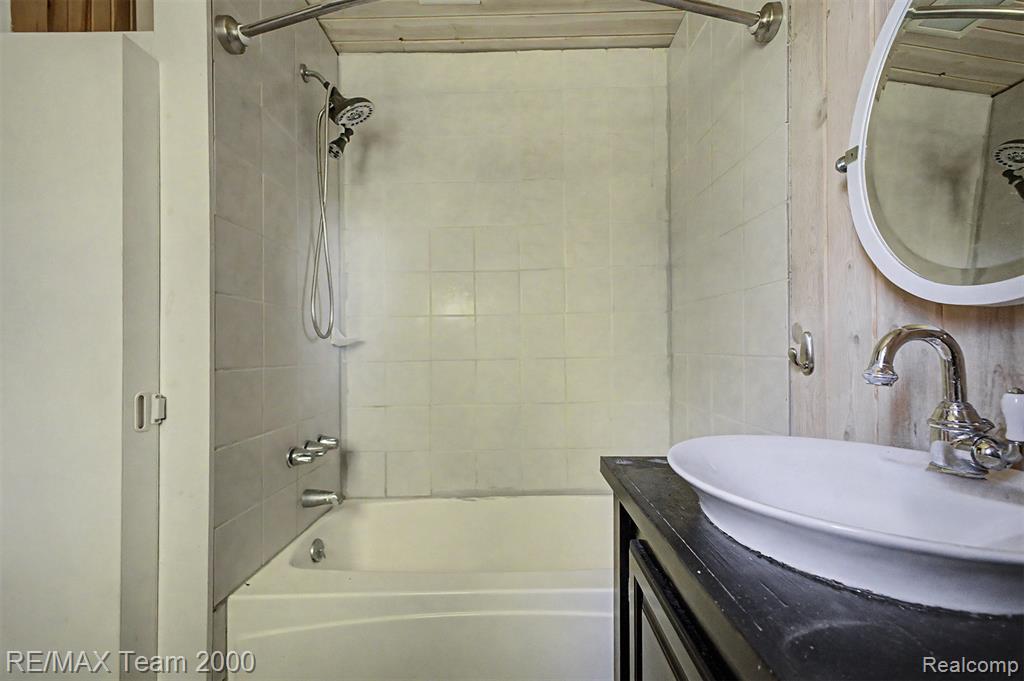 2145 Oakville Waltz Road, Ash, MI 48164 — Photo 46