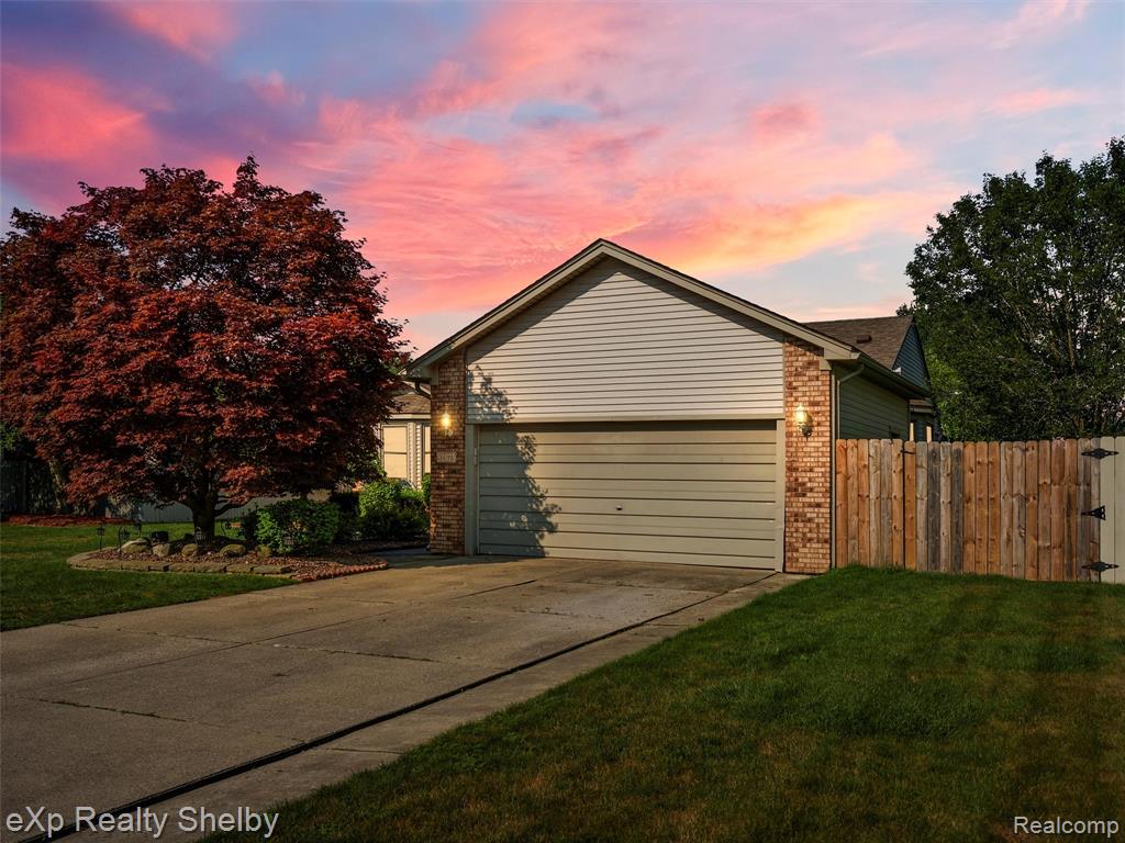 52873 D W Seaton Drive, New Baltimore, MI 48047 — Photo 2