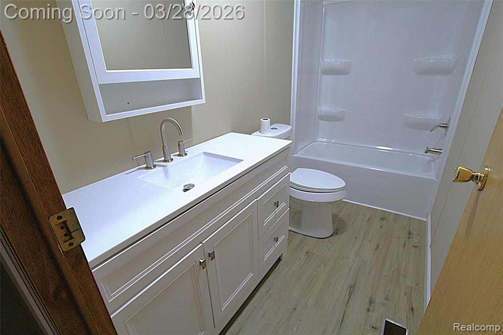 7464 Jennings Road, Swartz Creek, MI 48473 — Photo 12