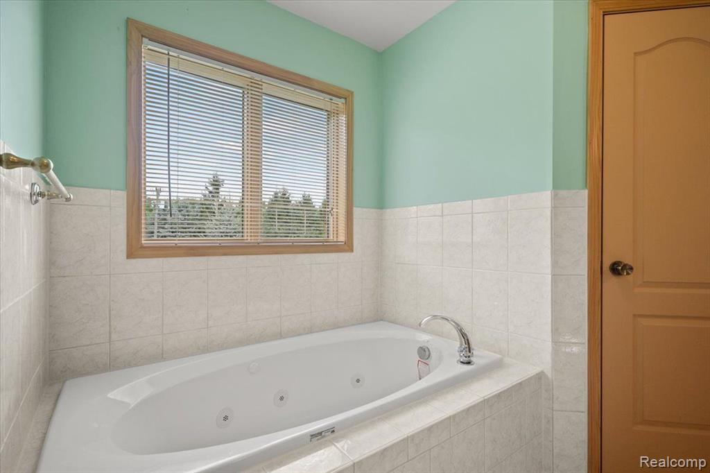 6940 Martin Road, Imlay City, MI 48444 — Photo 27