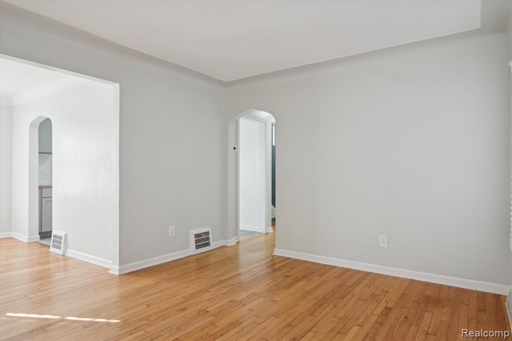 11285 Lakepointe Street, Detroit, MI 48224 — Photo 16