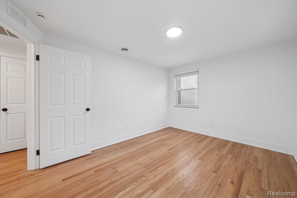 16891 Avon Avenue, Detroit, MI 48219 — Photo 13