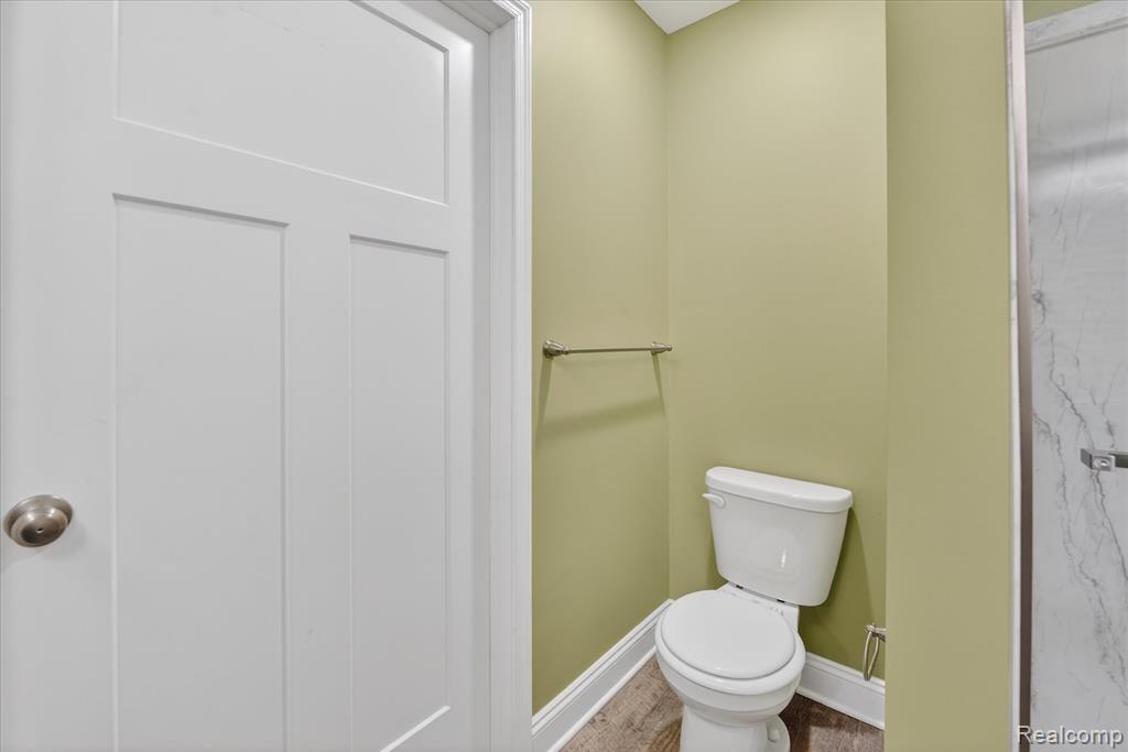 14131 Eastview Drive, Fenton, MI 48430 — Photo 38