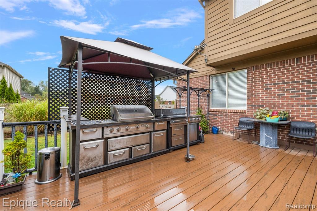 4527 Rochester Road, Troy, MI 48085 — Photo 8