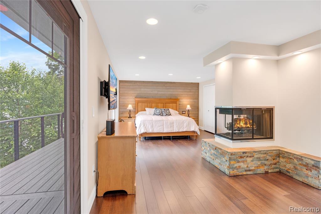 7107 Locklin Street, West Bloomfield, MI 48324 — Photo 19