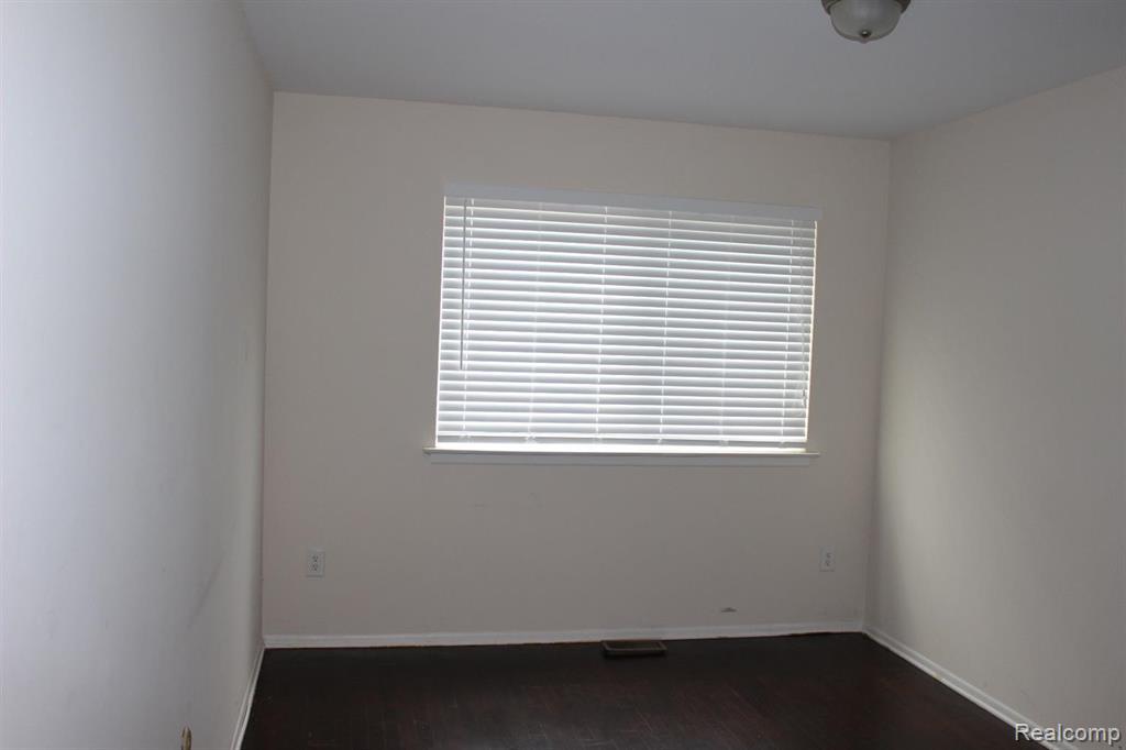 925 N Terrace Lane, Ypsilanti, MI 48198 — Photo 3