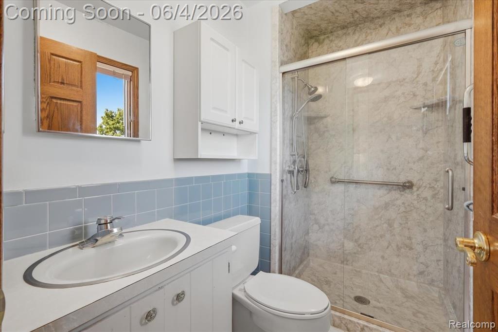 725 Deerpath Court, Ortonville, MI 48462 — Photo 51