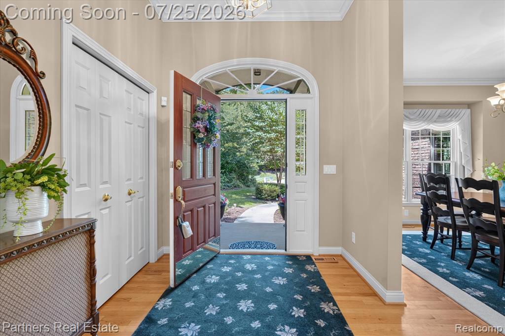 5935 Winans View Court, Pinckney, MI 48169 — Photo 10