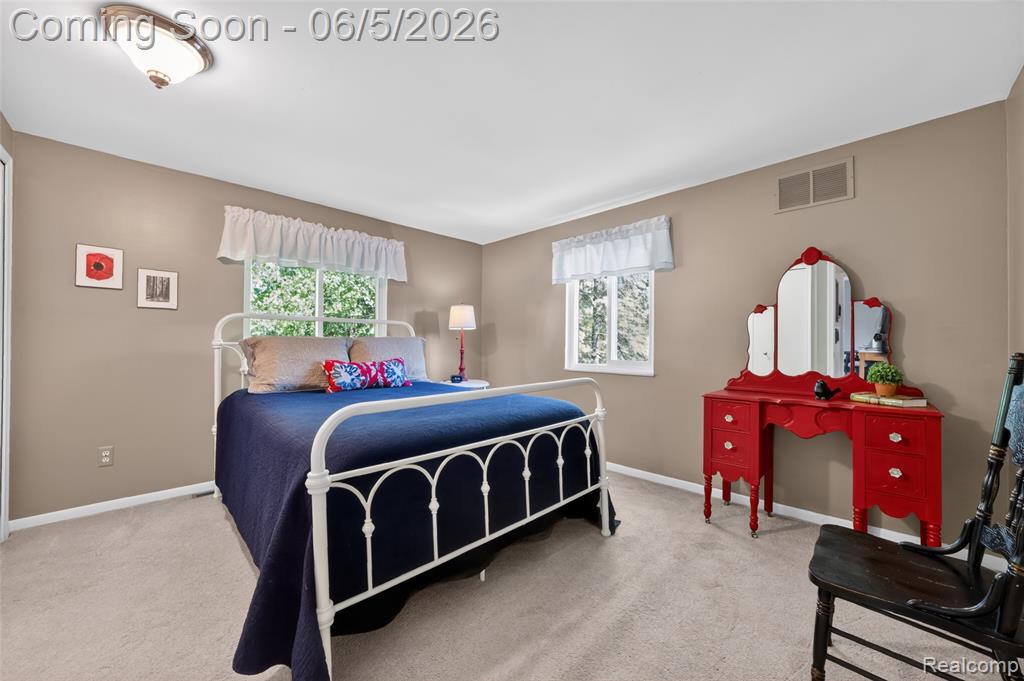 7841 Rampart Trail, Waterford, MI 48327 — Photo 17