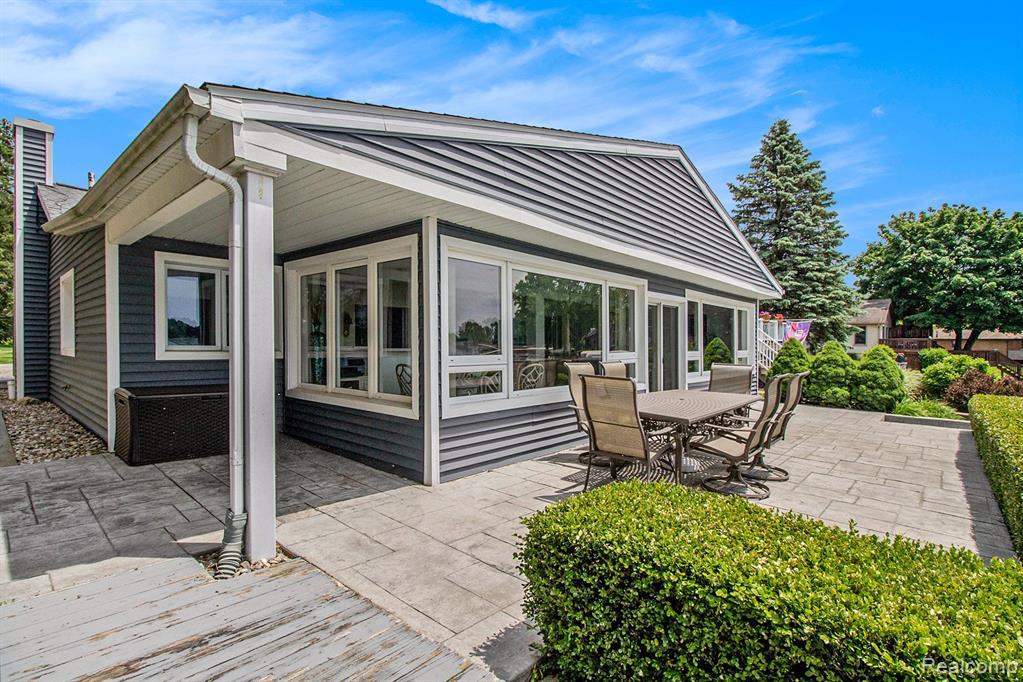 8428 Woodland Shore Drive, Brighton, MI 48114 — Photo 4