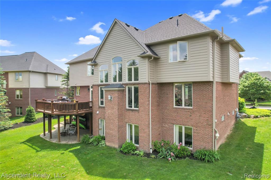 48392 Binghampton Drive, Northville, MI 48168 — Photo 48