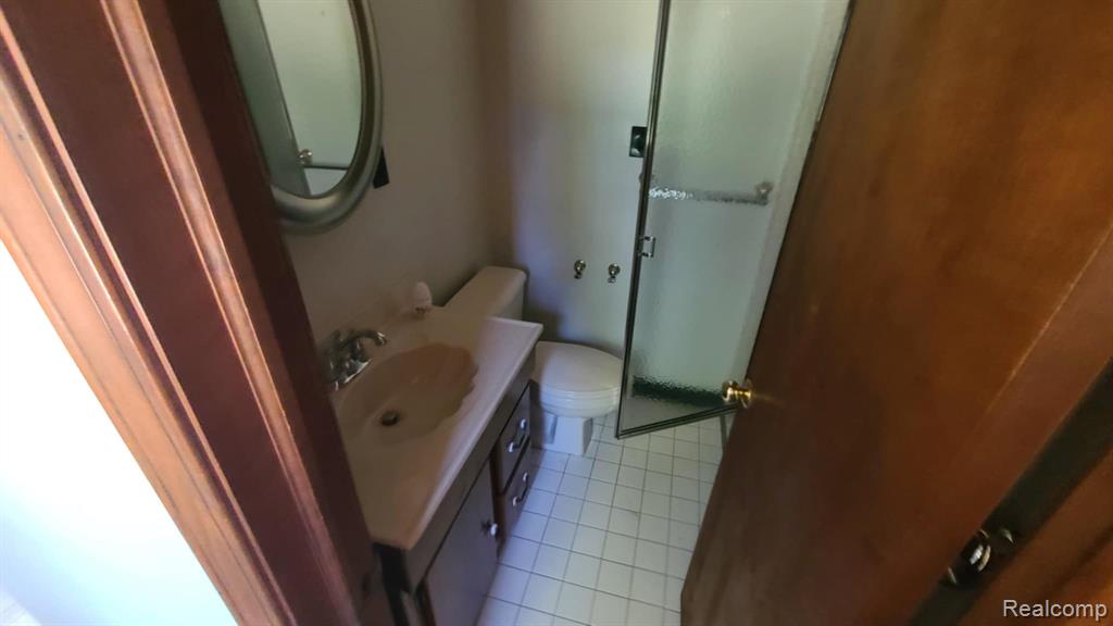 20688 Woodland Street, Harper Woods, MI 48225 — Photo 24