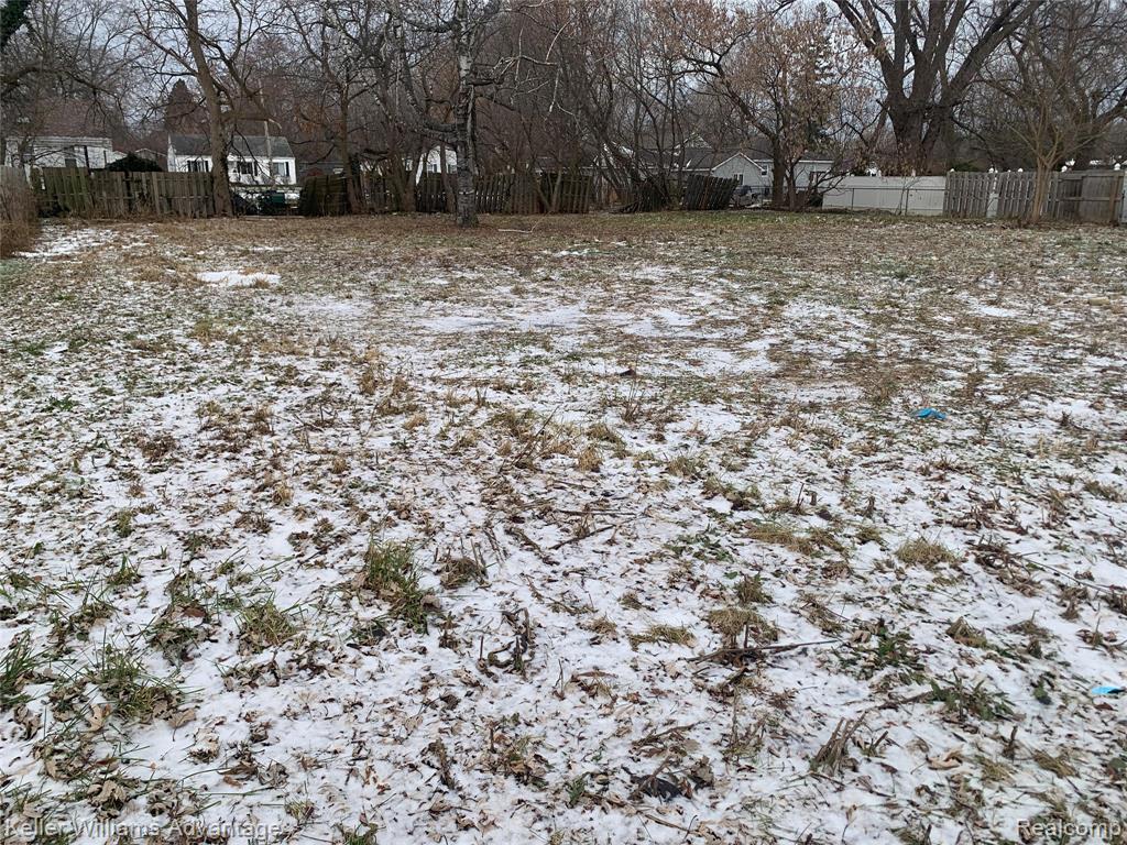 1334 Alberta Avenue, Burton, MI 48509