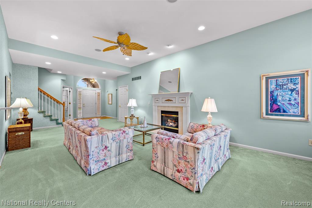 49455 N Glacier Avenue, 43, Northville, MI 48168 — Photo 5