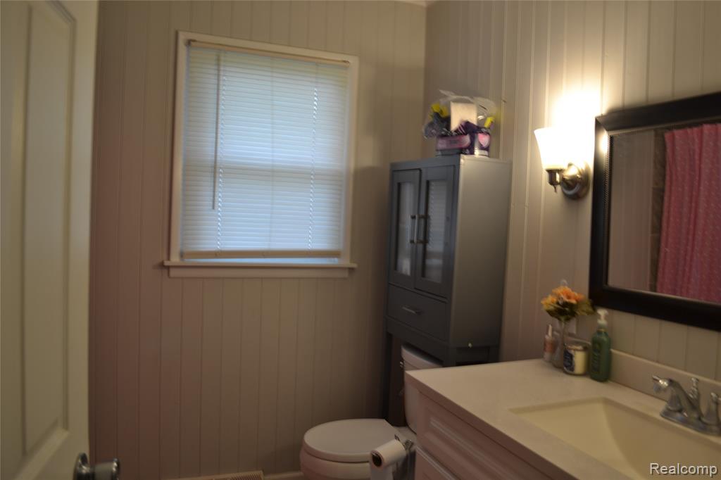 8153 N State Road, Otisville, MI 48463 — Photo 10