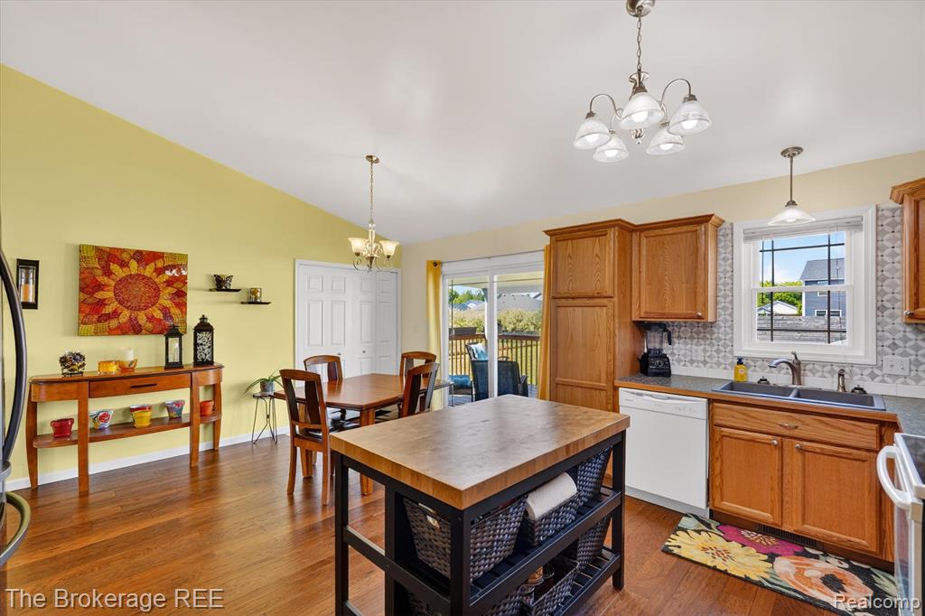 2092 Brier Crest Drive, Davison, MI 48423 — Photo 11
