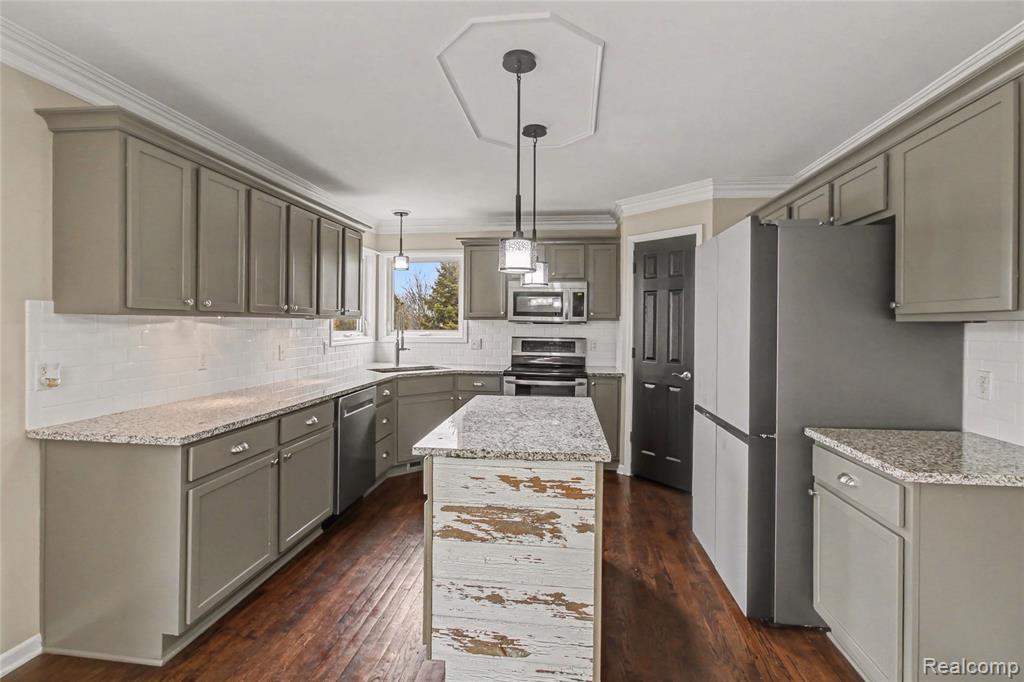 2325 Cristina Anne Court, Howell, MI 48855 — Photo 8