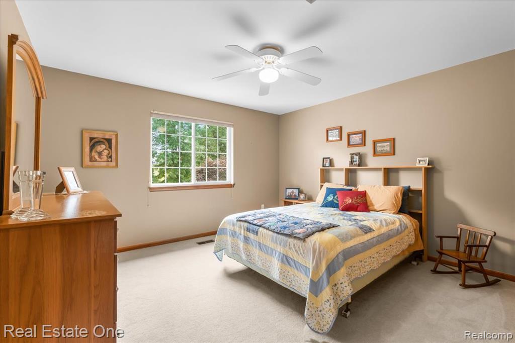 9952 Tioga Trail, Pinckney, MI 48169 — Photo 23