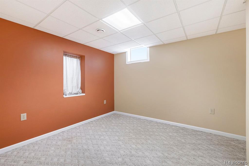 9128 WOODRIDGE Drive, Davison, MI 48423 — Photo 31