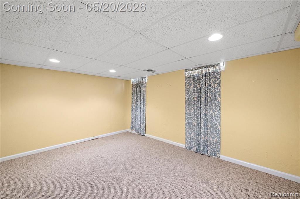 28416 Westerleigh Road, Farmington, MI 48334 — Photo 22