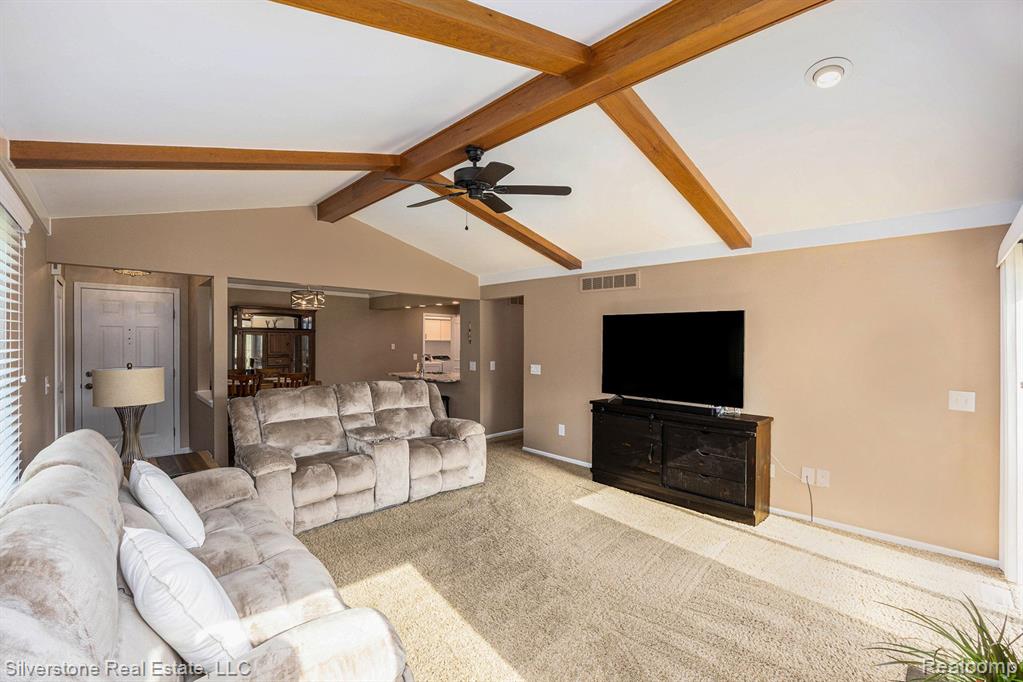 48830 WINDMILL Circle W, Macomb, MI 48044 — Photo 4