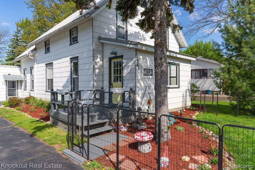 1882 RHODES Street, Reese, MI 48757 — Photo 2
