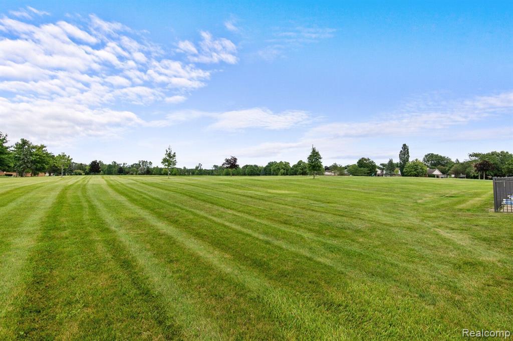 6536 Weathersfield Way, Canton, MI 48187 — Photo 36