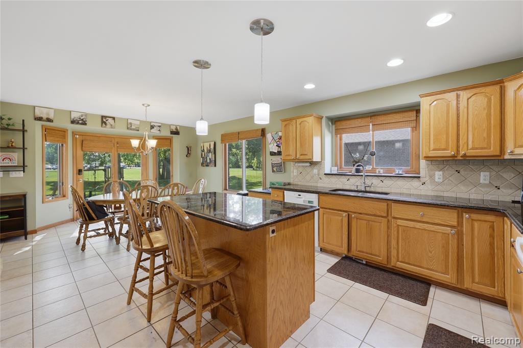 35724 Saint Clair Drive, New Baltimore, MI 48047 — Photo 11