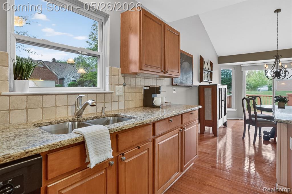 3550 Lexington Drive, Auburn Hills, MI 48326 — Photo 12