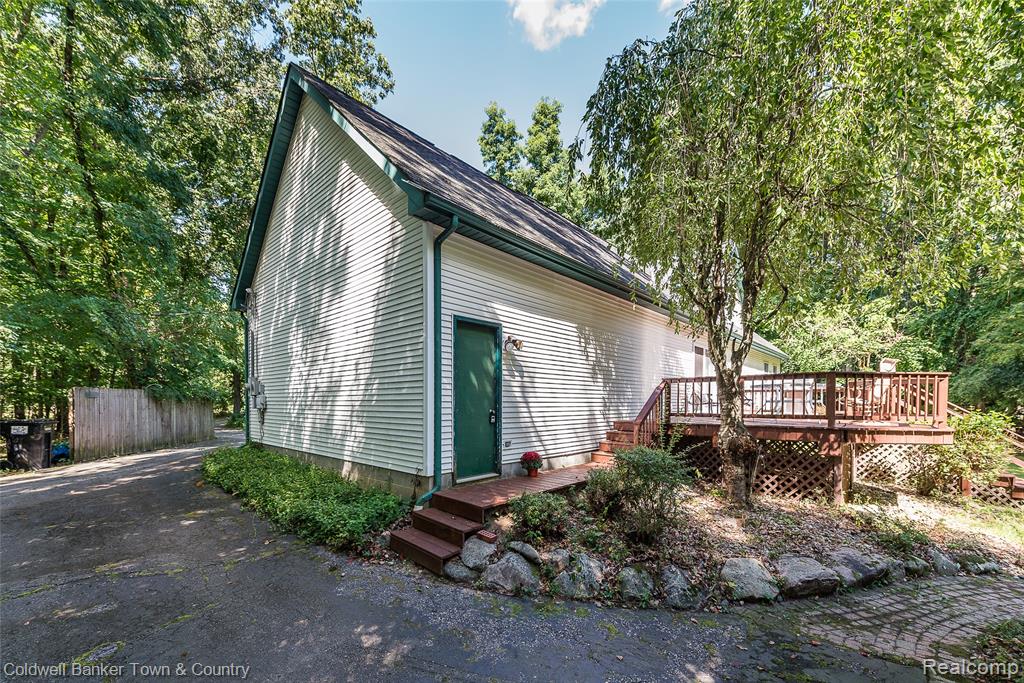 11527 McGregor Road, Pinckney, MI 48169 — Photo 20