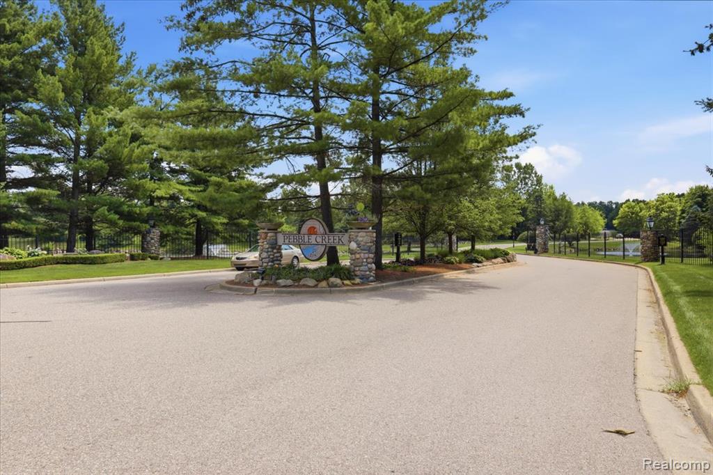 10005 Creekwood Trail, Davisburg, MI 48350 — Photo 7