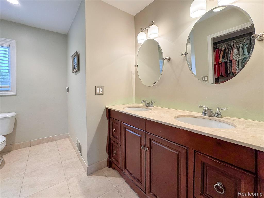 8140 Staghorn Trail, Clarkston, MI 48348 — Photo 21