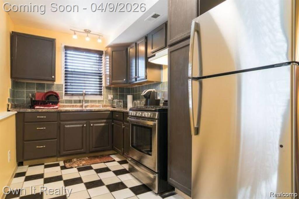 2358 NEIBEL Street, Hamtramck, MI 48212 — Photo 7