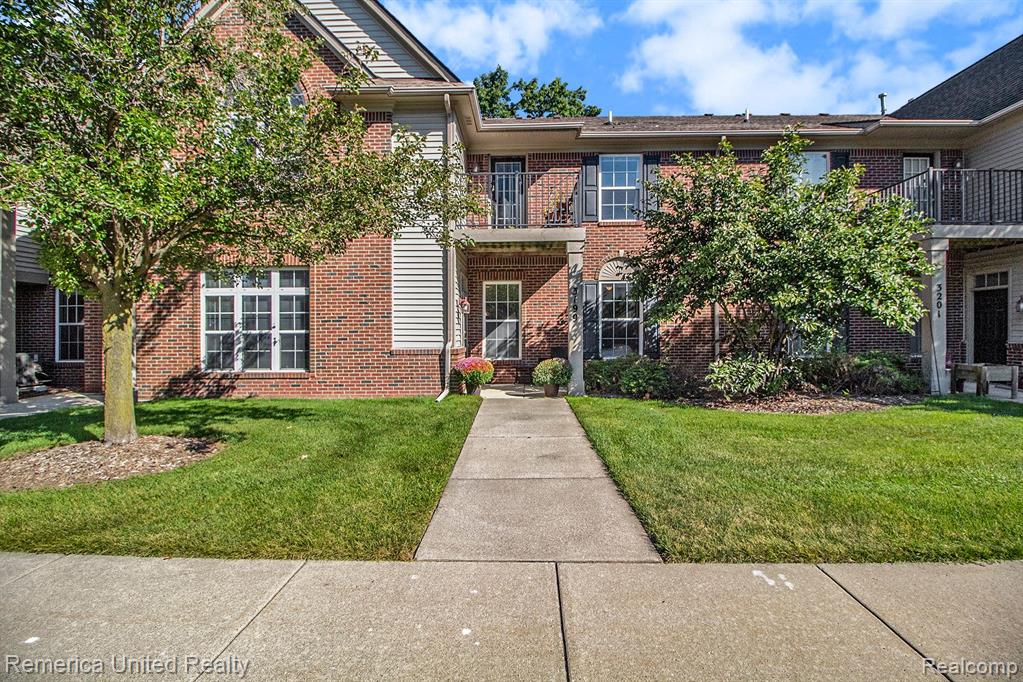 3199 PRIMROSE Lane, Ypsilanti, MI 48197 — Photo 2