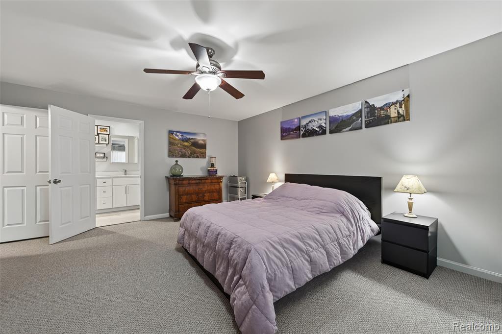 3960 Kings Point Drive, Troy, MI 48083 — Photo 16