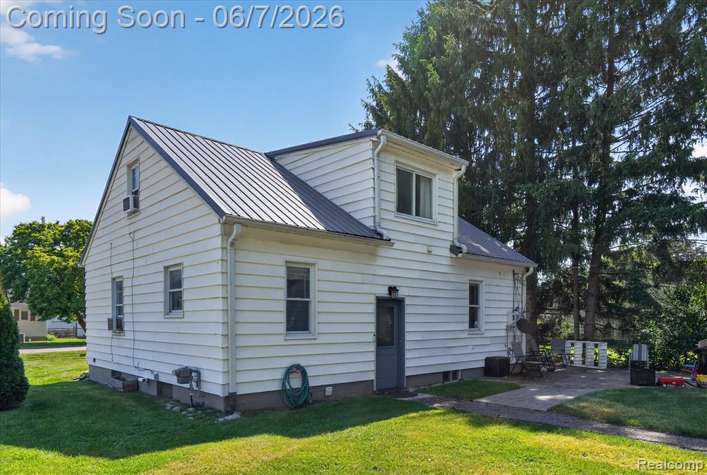 239 E Chestnut Street, Webberville, MI 48892 — Photo 34