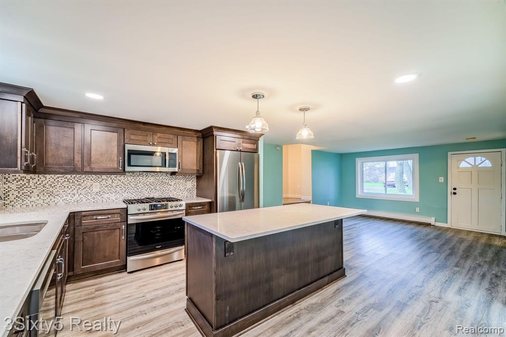 49210 GEDDES Road, Canton, MI 48188 — Photo 8