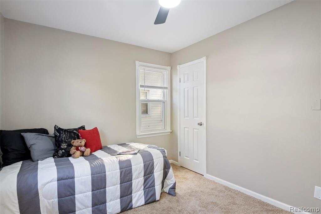 8818 Clippert Street, Taylor, MI 48180 — Photo 29
