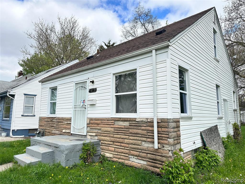 8084 Artesian Street, Detroit, MI 48228 — Photo 3