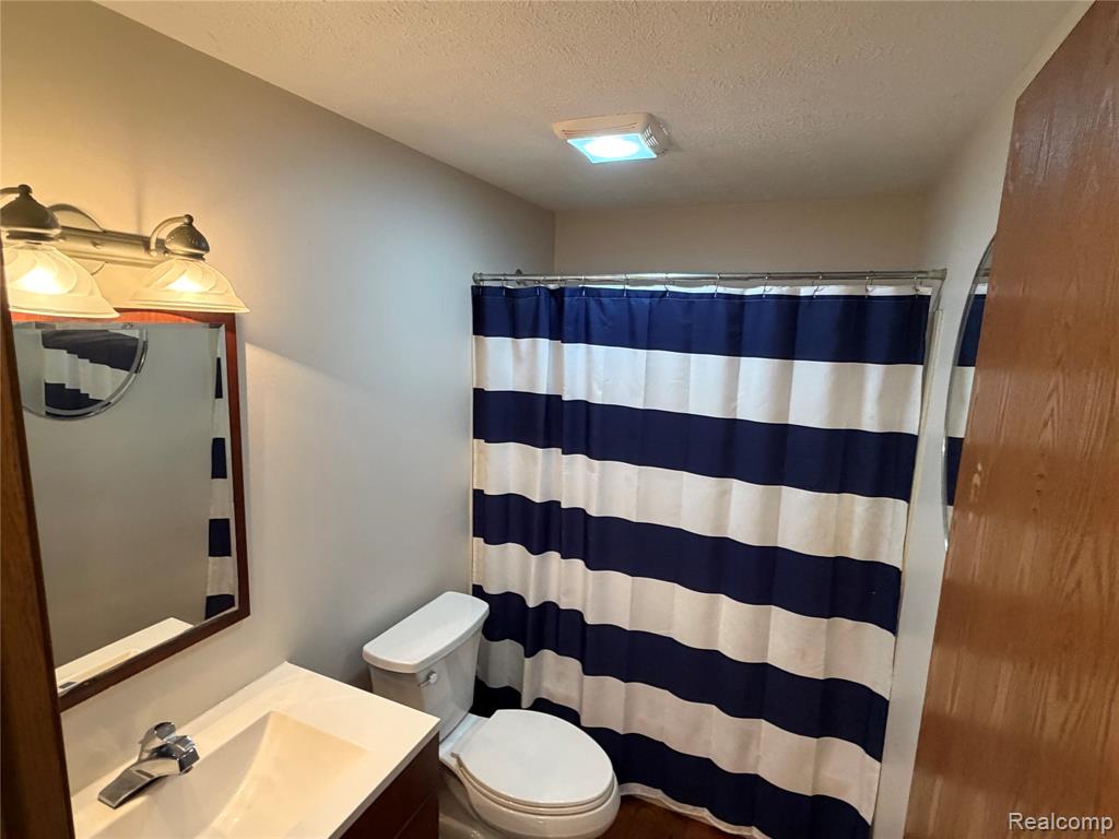 8427 Carols Drive, Brighton, MI 48114 — Photo 7