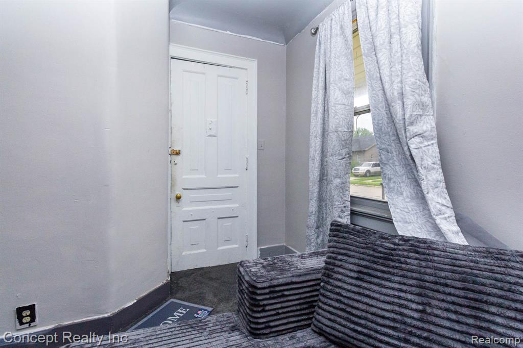 957 Park Avenue, Lincoln Park, MI 48146 — Photo 5